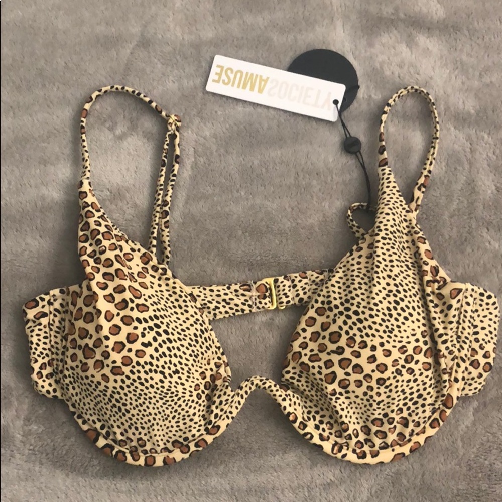 Amuse society under wire bikini top